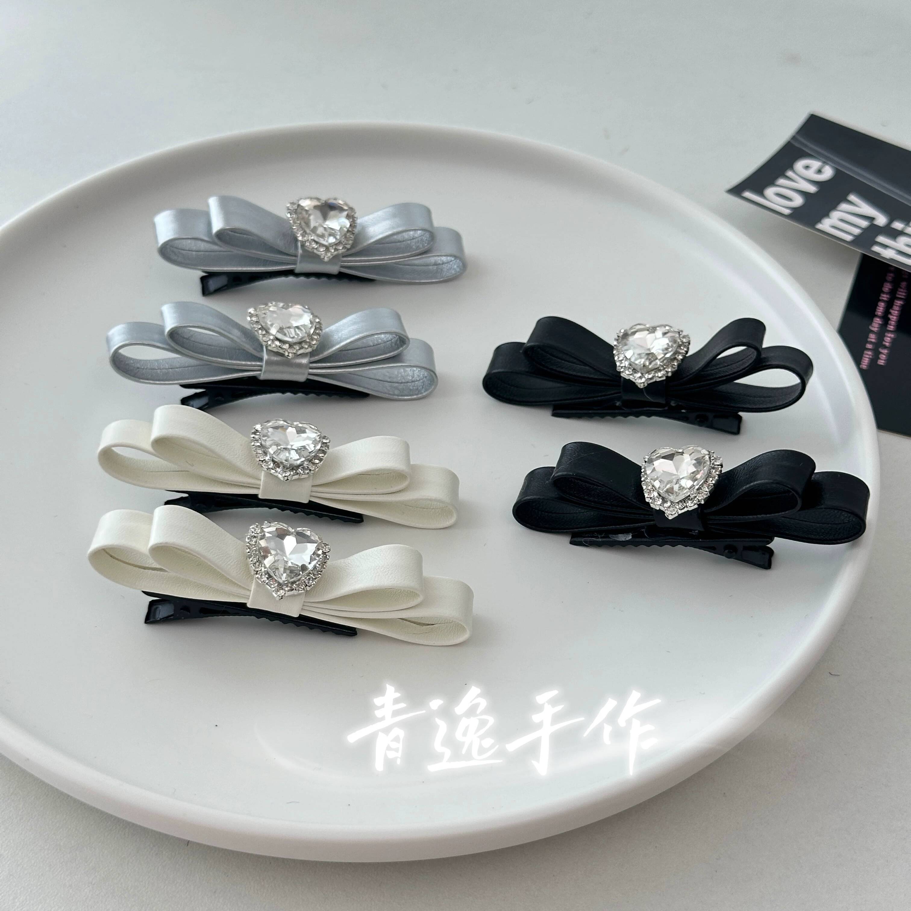 Landmine Style Lace-style Hear - đánh giá và giá Hair Clips